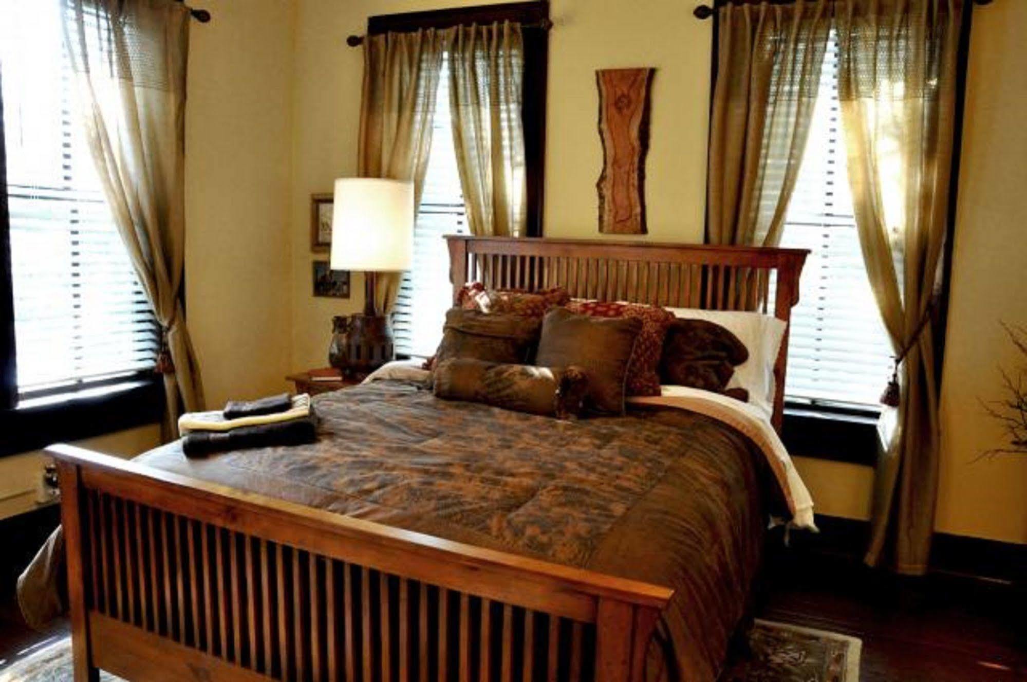 Texas Forest Country Retreat Huntington Bagian luar foto